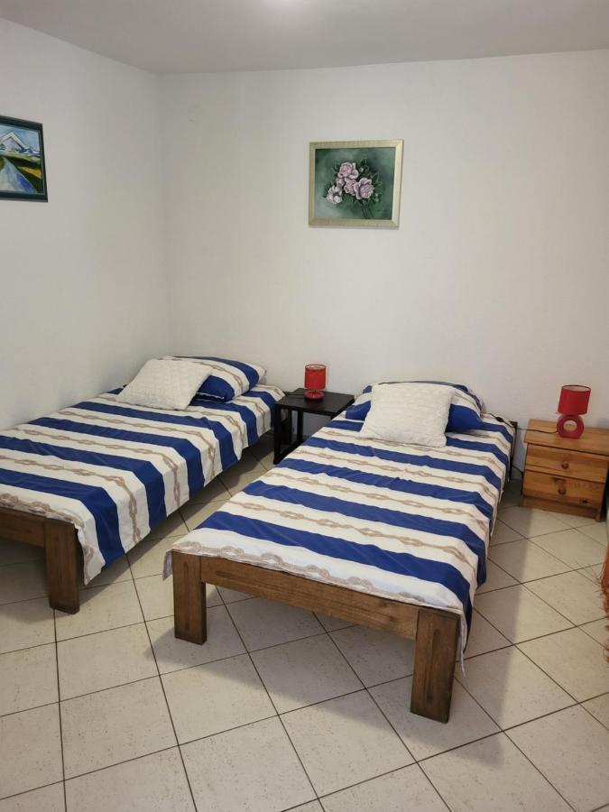 Apartments Masic Milovci Exterior foto